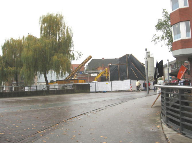Lingener Torbrcke ohne Kaufhaus Heemann und Abiturienten im Sommer 2007