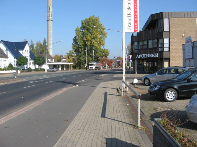 Bahnbergang Denekamper Strae Richtung Bahnhofstrae im Sommer 2007